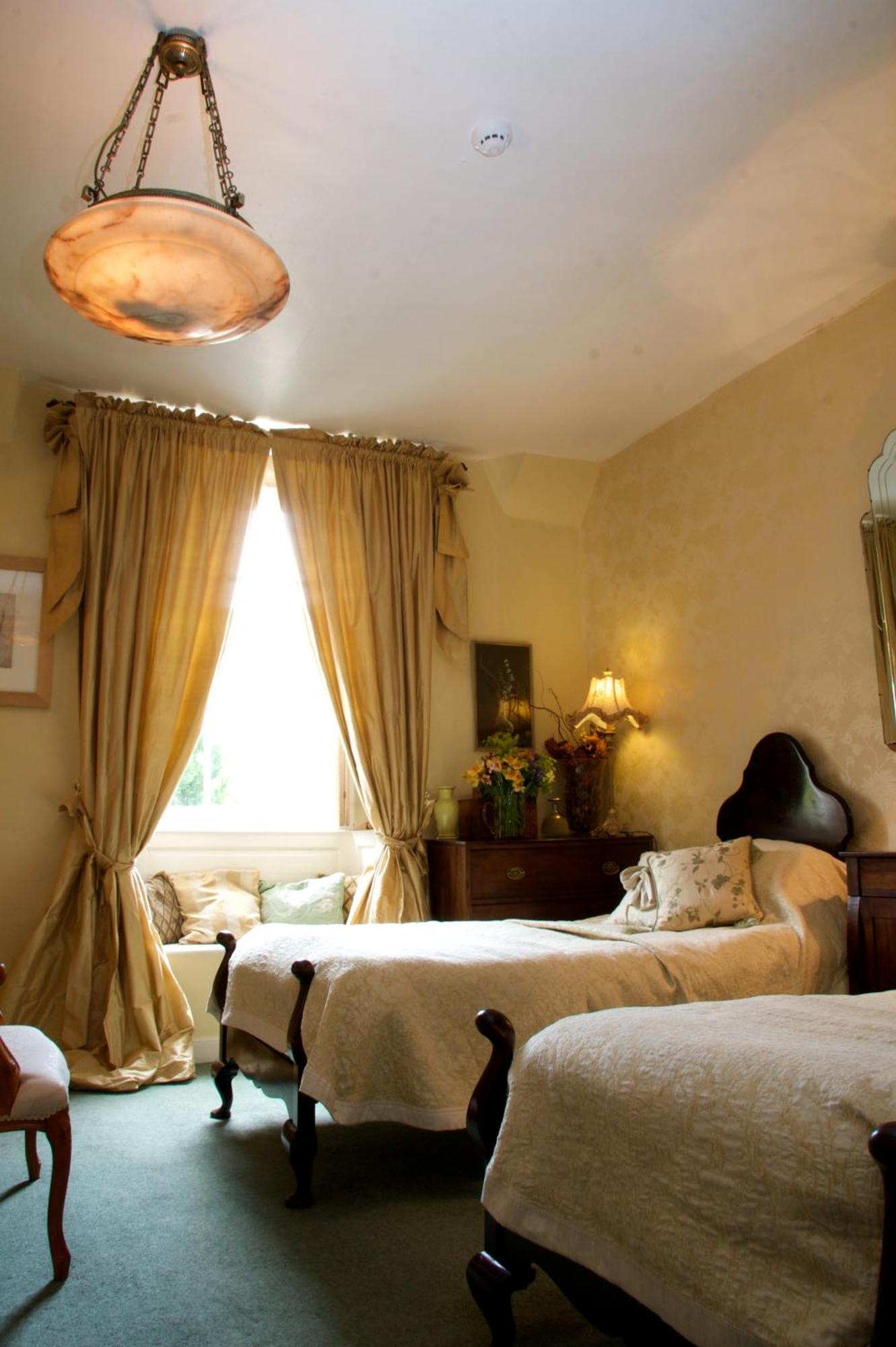 Charming Georgian Country House 埃克斯布里奇 外观 照片